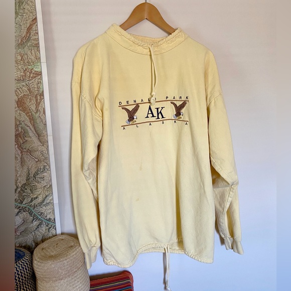 Vintage Alaska Denali National Park Pale Yellow Crewneck - Picture 1 of 12